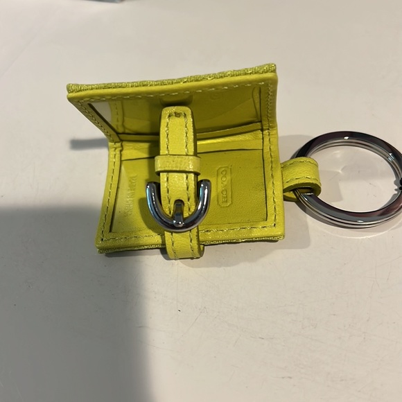 Coach key ring - Picture 3 of 4